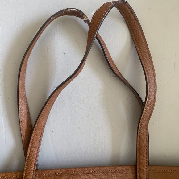 Michael Kors Large Jet Set Tote - Picture 6 of 7